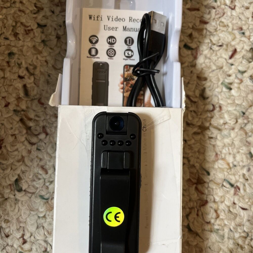 Mini Body Camera HD 1080P Portable Video Recorder 180° Lens W/ Night Vision New